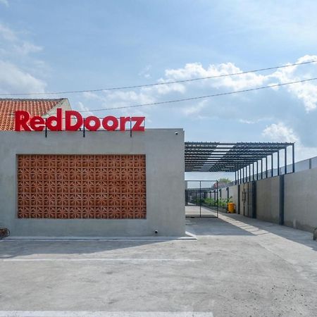 Reddoorz @ Klaten City Hotell Eksteriør bilde