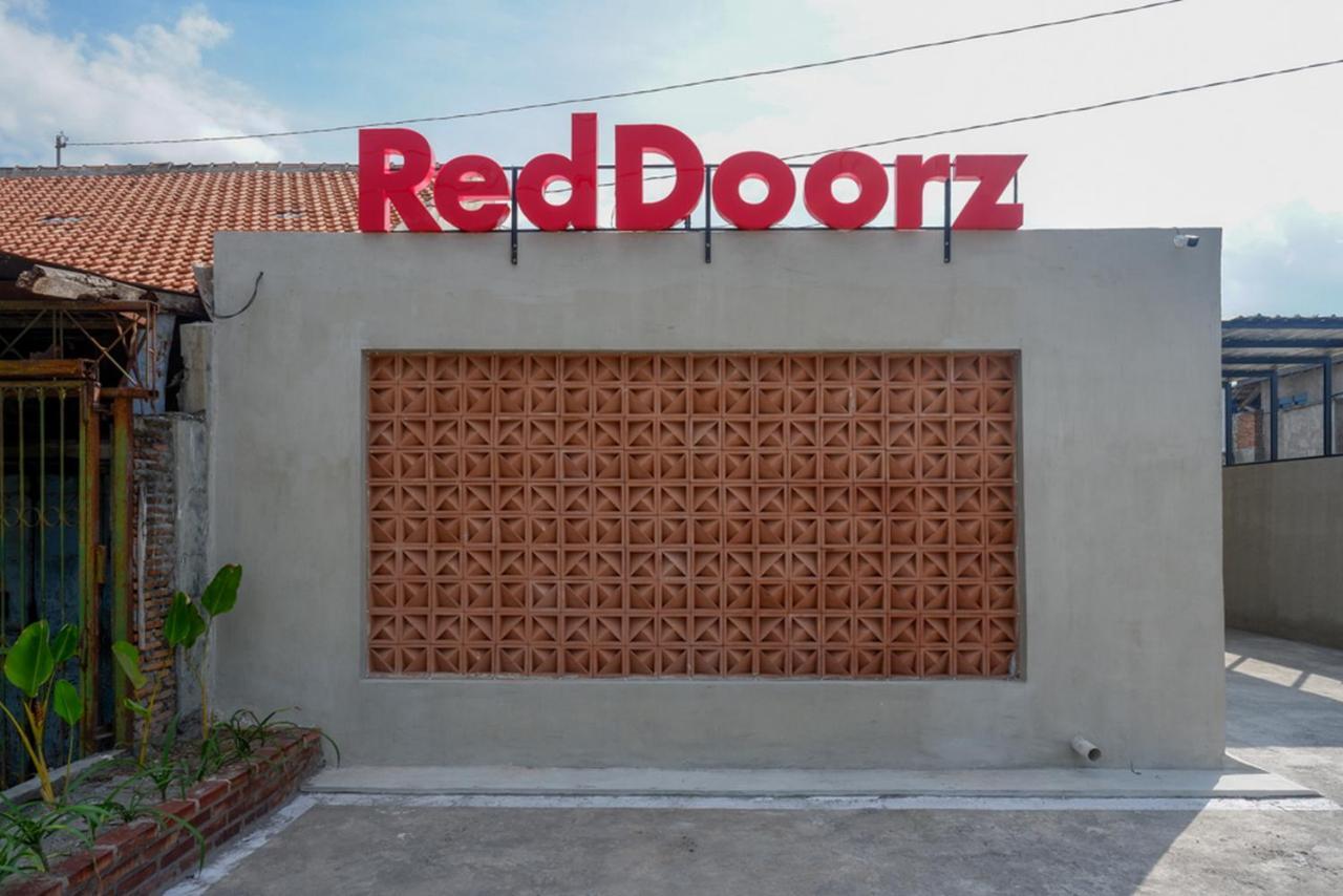 Reddoorz @ Klaten City Hotell Eksteriør bilde